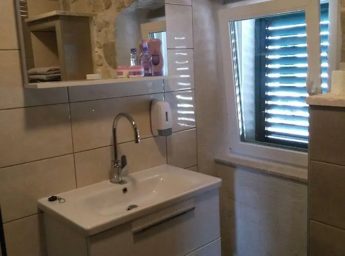 Lägenhet Buga Slatine